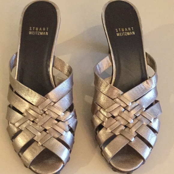 Stuart Weitzman Pewter Mule Sandal - Picture 3 of 5
